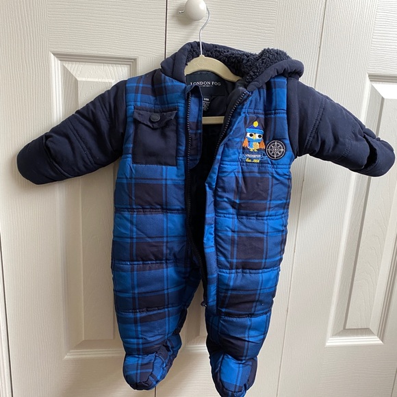 London Fog baby snowsuit 3-6 month’s - Picture 2 of 7